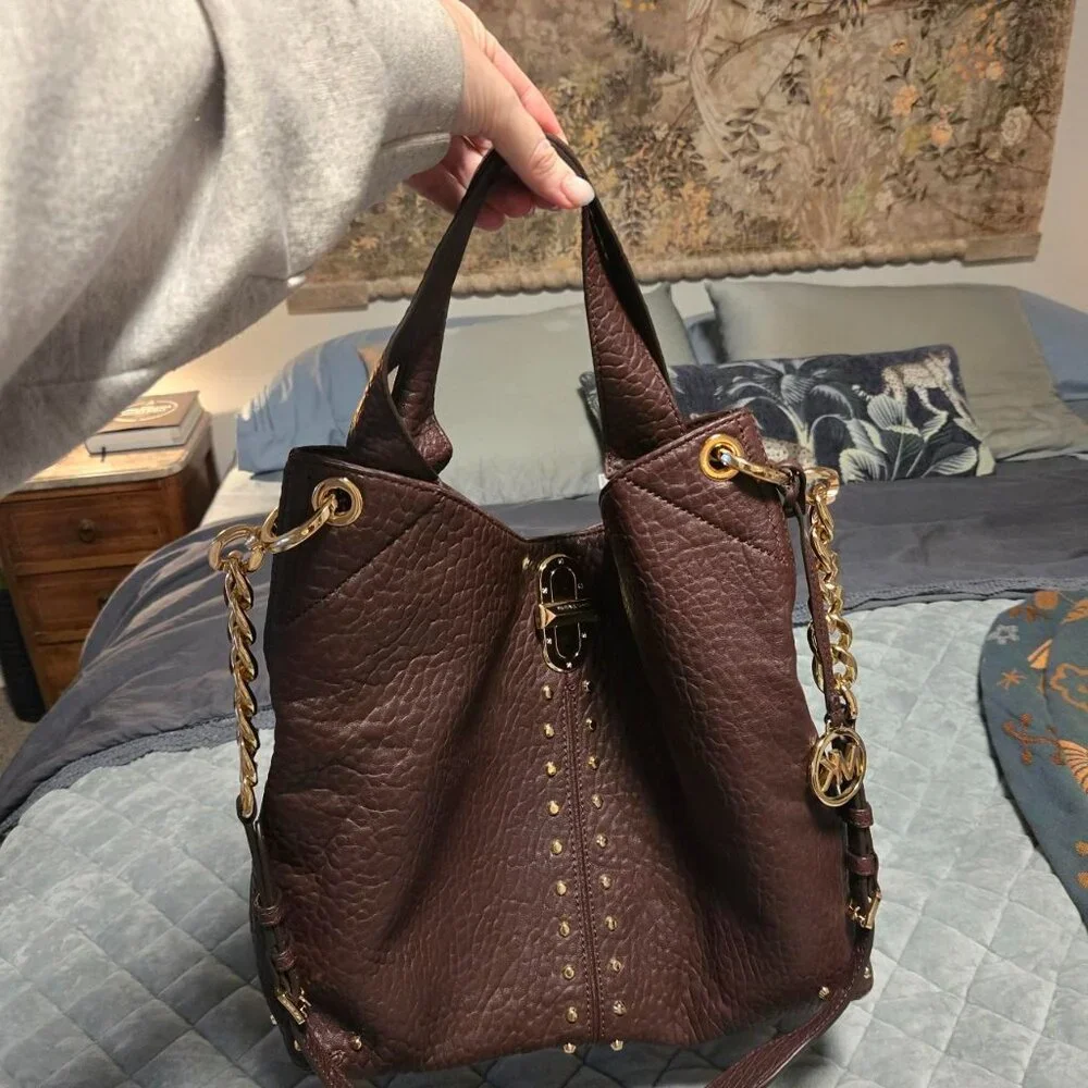 Michael Kors Uptown Astor Legacy Large Leather Shoulder Tote Bag - Picture 6 of 6